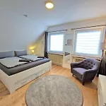 公寓 Gemuetliche Direkt Am Kuestenkanal! Wardenburg