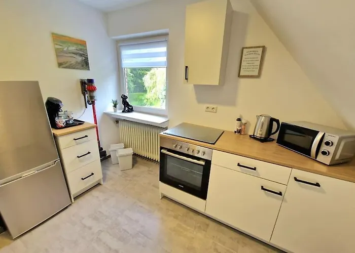 Gemuetliche Direkt Am Kuestenkanal! アパート