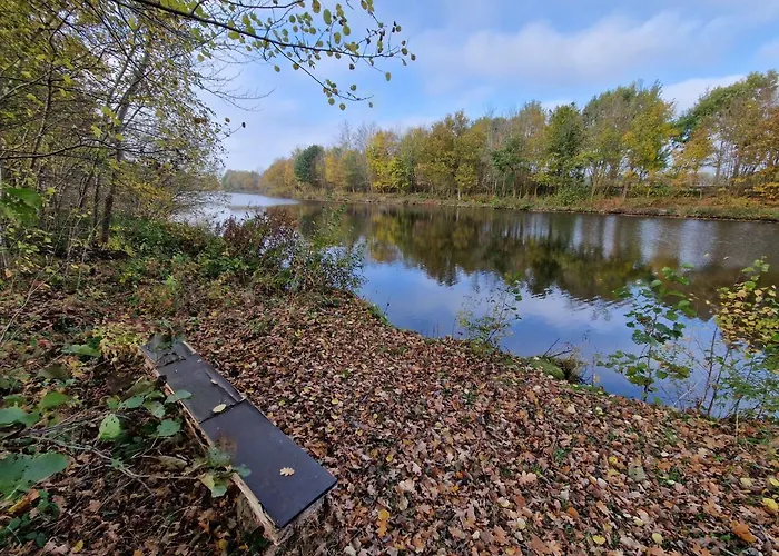 Gemuetliche Direkt Am Kuestenkanal!